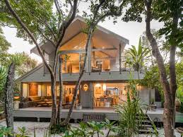 Stylish Beach House With A Calming