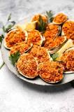 What do you eat with stuffed clams?