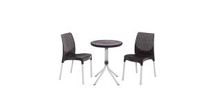 Нашата фирма предлага на пазара качествени столове от ратан за тераса,позволяващи използването им както в открити и закрити пространства доказаните на пазара производители. Gradinski Komplekt 3 Chasti Masa I Stolove Pvc Ratan Kafyav Masterhaus