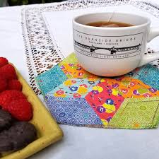 make an english paper pieced mug rug