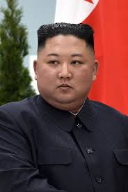 Ri sol ju en son kuzey kore lideri kim jong un ve güney kore devlet başkanı moon jae i̇n'in tarihi buluşmasında görülmüştü. Kim Jong Un Wikipedia