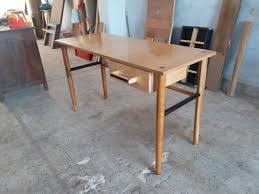 Looking for an extra desk for the kids to do their homework on? Hey R Woodworking I Am From India And Diy Isn T Very Popular In My Country I Can Really Use Some Motivation Here I Made A Study Desk Out Of Baltic Birch Plywood
