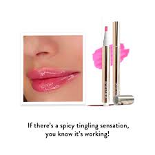 mega plumping lip gloss