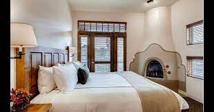 We are off state highway 14 in santa fe, with santa fe place mall and meow wolf less than a mile away. Old Santa Fe Inn 143 3 3 6 Santa Fe Hotel Deals Reviews Kayak