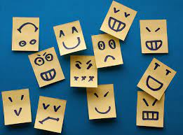 Como você lida com as emoções no ambiente de trabalho?