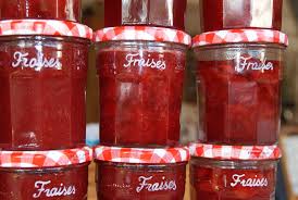 RÃ©sultat de recherche d'images pour "pots de confiture de fraises"