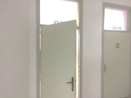 classroom door without anti door slam