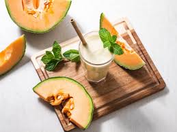 gut soothing cantaloupe ginger smoothie