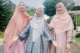 10 rekomendasi hijab syar i siap