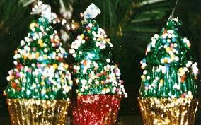 Makes about 2 1/2 dozen. Hershey Kiss Christmas Trees Recipe Recipezazz Com
