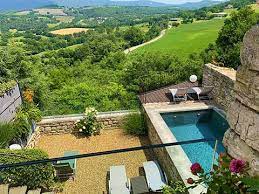 bonnieux apt bed and breakfast provence