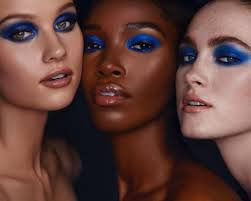 cobalt blue eyeshadow trend