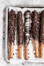 chocolate covered pretzel rods tastes