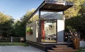 modern tiny house vacation al in