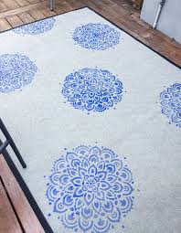 learn how to stencil a rug add style