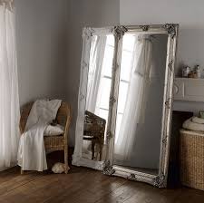 decorate your bedroom with mirrors