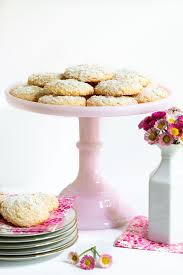 ridiculously easy french almond cookies