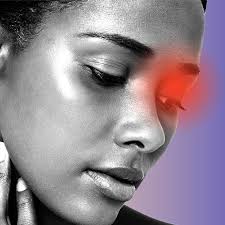 how to treat eczema on eyelids body