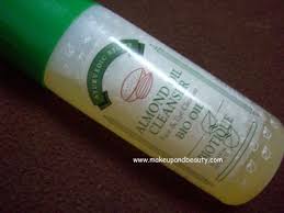 biotique almond oil cleanser review