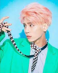 Jonghyun was a member of shinee, who have had a string of number one hits in south korea. 1000 Images About Kim Jonghyun Trending On We Heart It