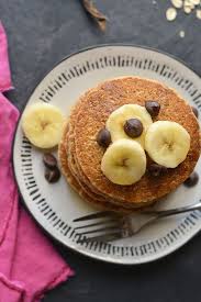healthy banana oat pancakes low