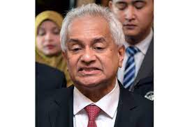 Judge datuk mohd sofian abd razak meted out the sentence against mohd khairul azhar hasan, who pleaded guilty to the charge at the high court here. Judge In Najib S Case Is Brother Of Pahang Umno Exco Member The Star