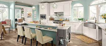 your guide to white kitchen cabinets