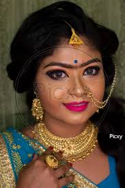 in reception party makeup up517335 picxy