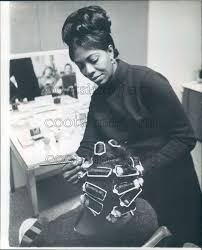 1969 press photo african american woman