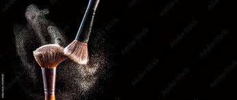 stockfoto make up cosmetic brushes with