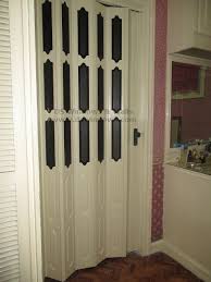French Accordion Door For Girls