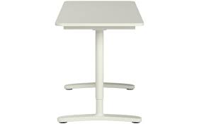 This standing adjustable gaming desk is amazon's first choice, and that information tells enough about the quality of if you are looking for an ideal gaming standing desk that has an adjustability option with the possibility of being easily replaced, you should keep. Ikea Bekant Height Adjustable Desk In White With White Frame 140 X 60 Cm Amazon De Kuche Haushalt