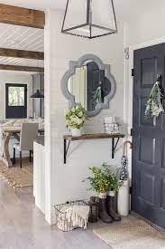 Five Of The Best Small Entryway Decor Ideas