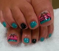 I love to give myself pedicures while i'm in the tub. Fun Summer Pedicure Ideas To Make Your Feet Stand Out