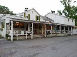 the front of the restaurant picture