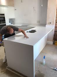 Silestone lagoon is formed of a minimum of approximately 95% quartz and materials of a similar hardness which make its hard impact resistance second to no other material and its advanced production system permits extreme compaction, which means it is a material with low porosity. Silestone Worktops For Kitchens Silestone Countertops