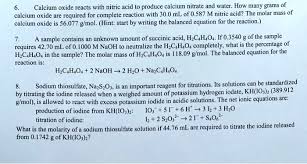 calcium oxide reacts with nitric acid