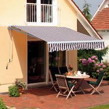 Outsunny 8 Ft Retractable Sun Shade