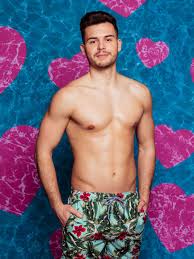 Love island bosses have revealed the first cast member to be taking part in the upcoming 2021 series. Love Island 2021 Kandidaten Und Sendetermin Jolie De