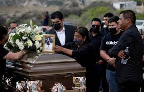 Family buries Mexican teenager who has ...