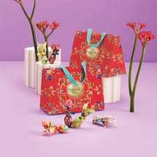 spring gift bag with orted