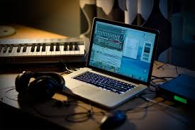 But don't judge by the budget, this has some of the best features that you might find in the expensive software only. 10 Free Beat Making Software For Pc Windows Mac 2020