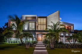 luxury modern tropical beach house