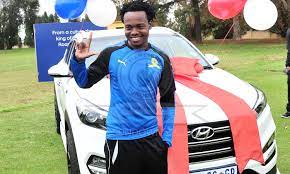 Let the story continues @thebigboyissues let.percy muzi tau kub ngab mfana ngabe uyirole model yåmyangenzela egroundini. Media Day Percy Tau Hyundai Handover Chloorkop Mamelodi Sundowns Official Website