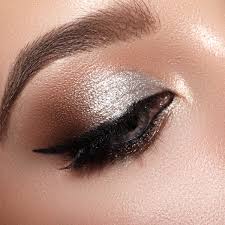 celebrity makeup artist shares tutorial