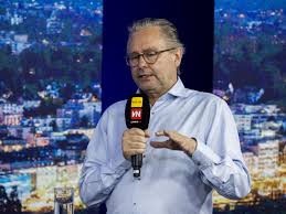 So agiert er seit 2012 als chefproducer fernsehen, . So Will Der Orf Gegen Netflix Ankampfen Vorarlberg Live Vol At