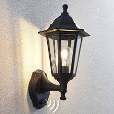 Nane Outdoor Wall Light Lantern Shape