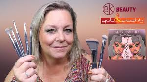 x angie hot flashy makeup brush set