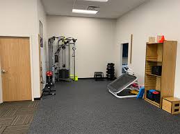 physical therapy marion ia athletico