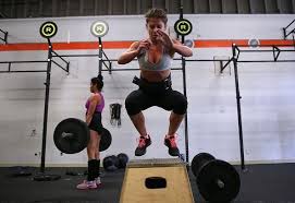 6 explosive crossfit workouts at home